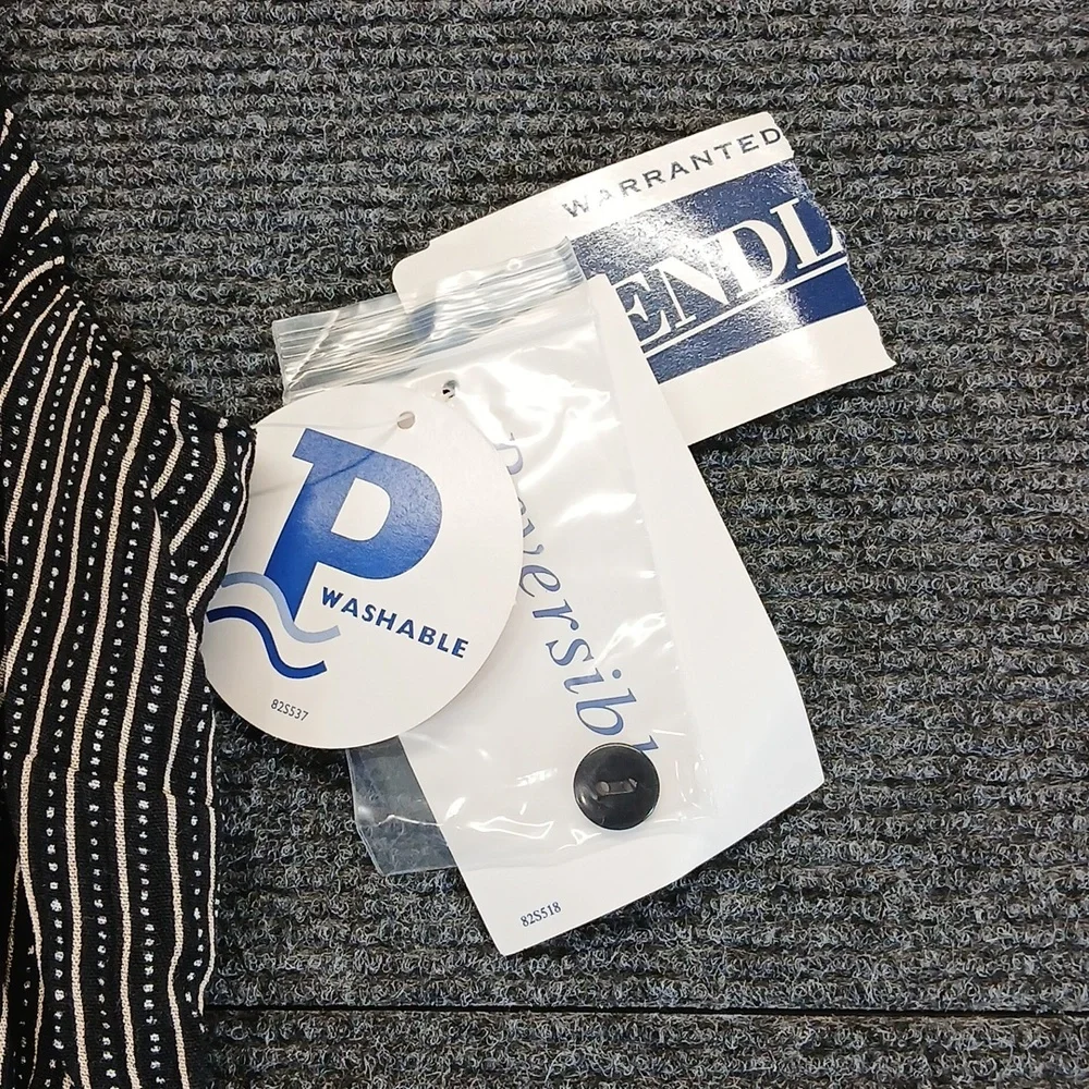 New Pendleton Black & White Striped Reversible Sleeveless Tank Sz L. - Picture 2 of 11